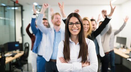 Group of successful business people happy in office | © Fotolia | ANDOR BUJDOSO | © Fotolia